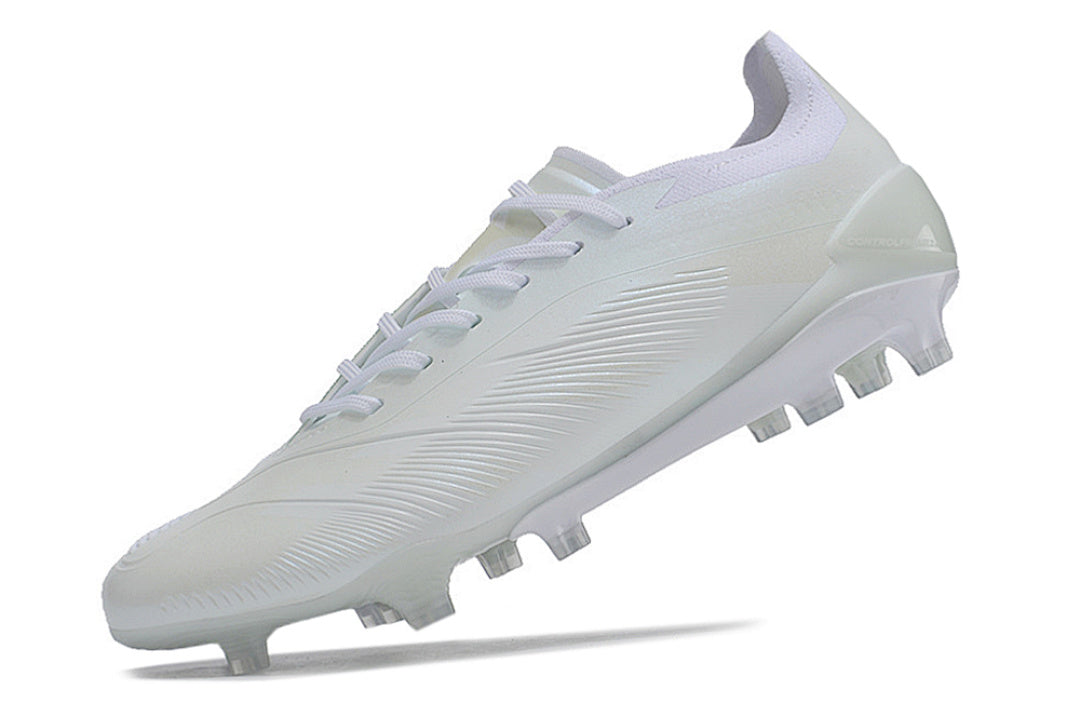 PREDATOR ACCURACY+ FG BOOTS