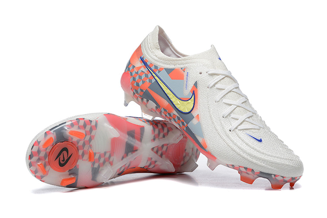 NIKE PHANTOM LUNA ELITE FG